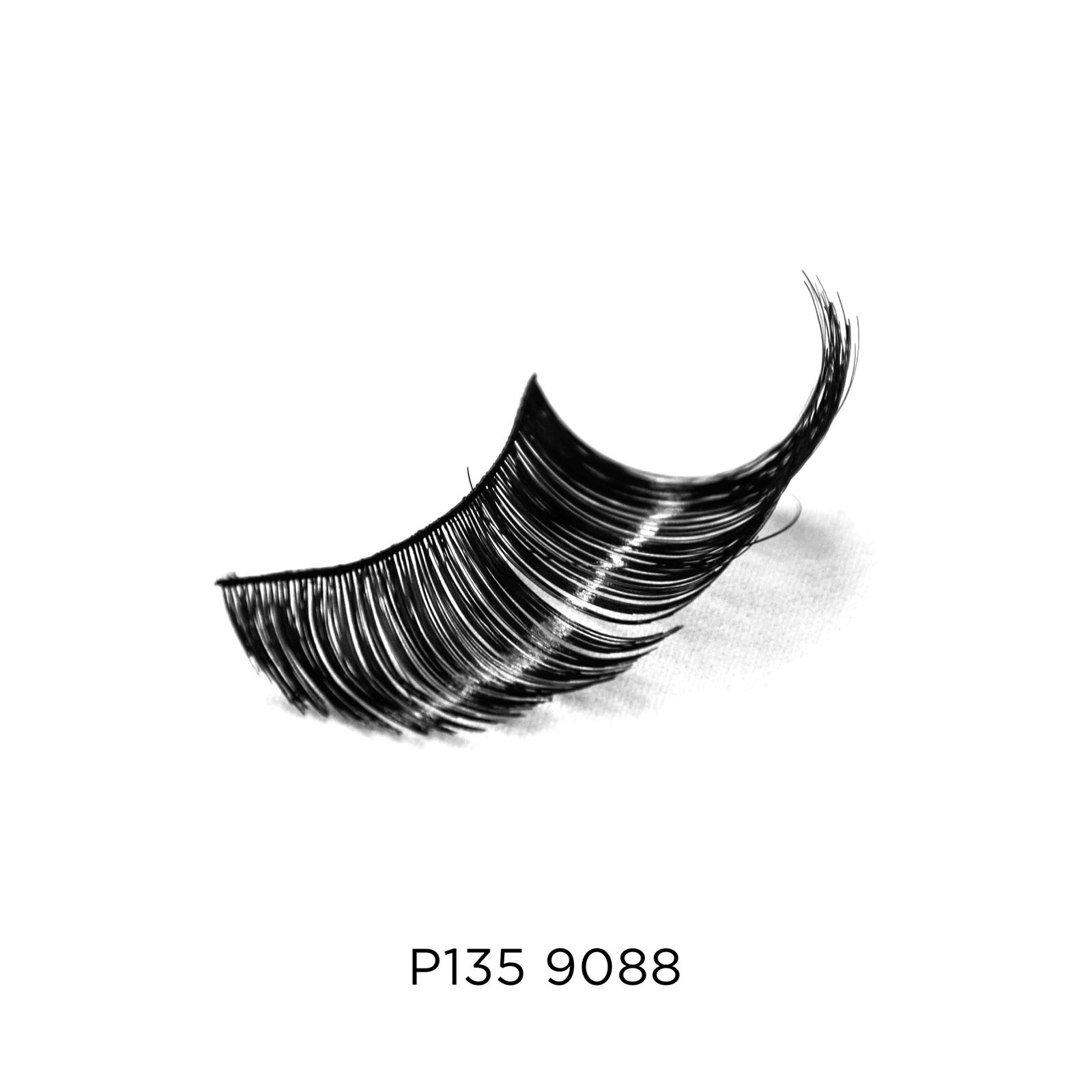 Pestañas con Plumas P135