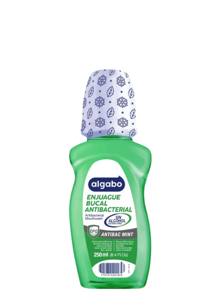 Enjuague Bucal Antibacterial Intense Mint x 250 ml